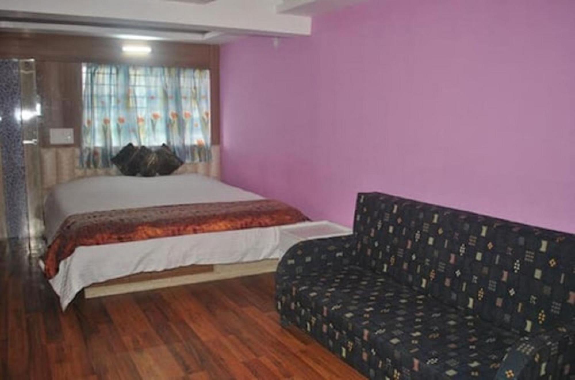 Grg Broadway Mall Road Darjeeling By Royal Collection Hotel 외부 사진