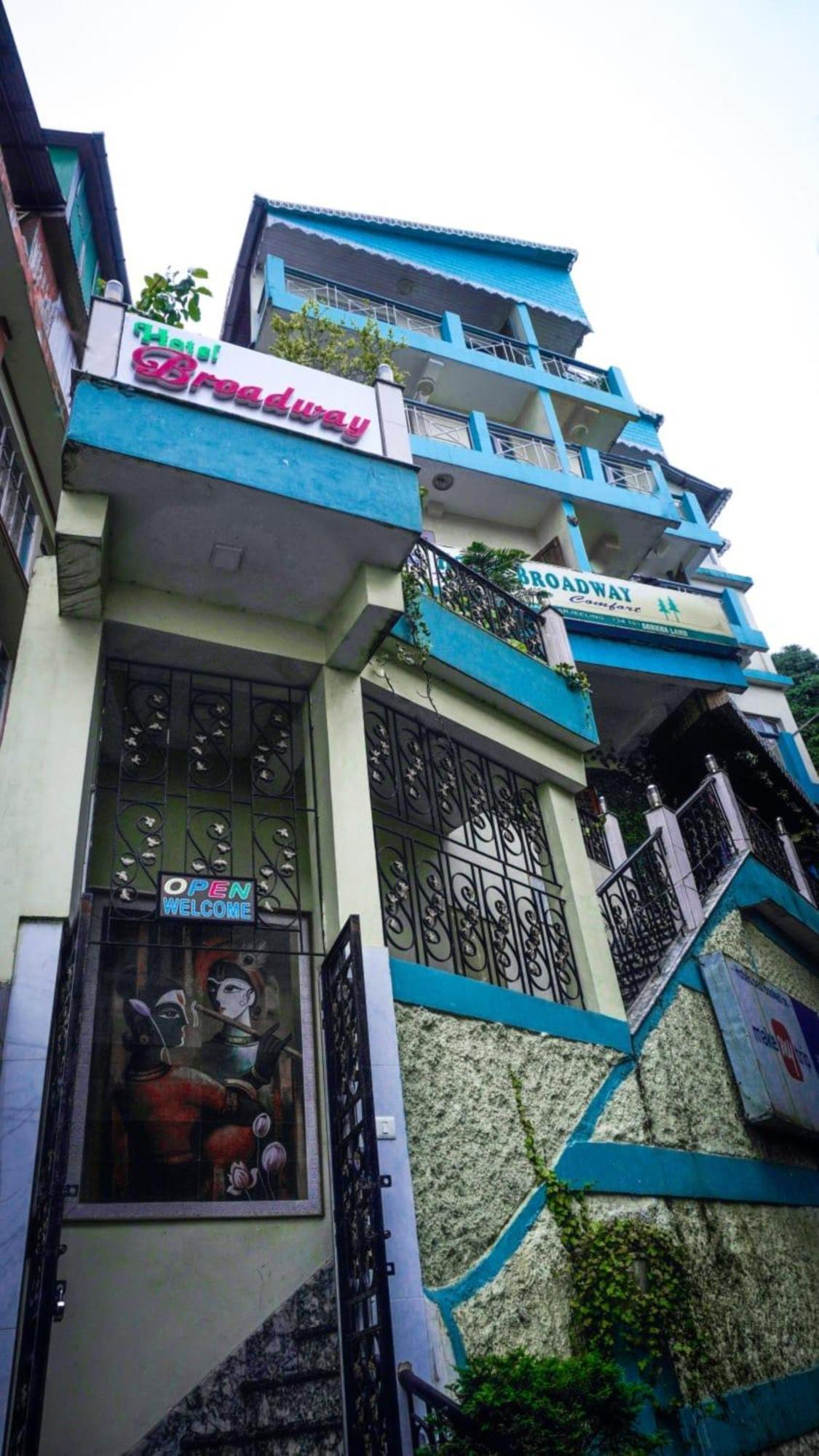 Grg Broadway Mall Road Darjeeling By Royal Collection Hotel 외부 사진