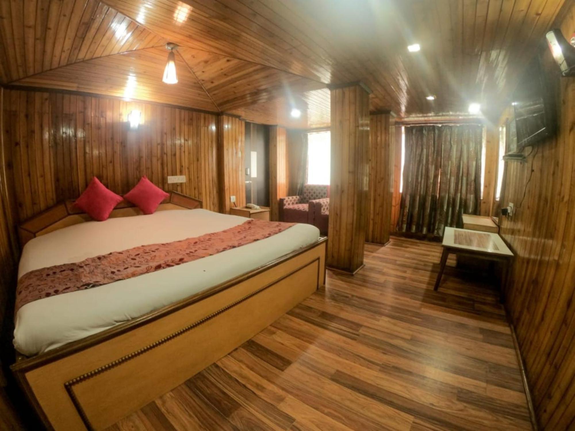 Grg Broadway Mall Road Darjeeling By Royal Collection Hotel 외부 사진